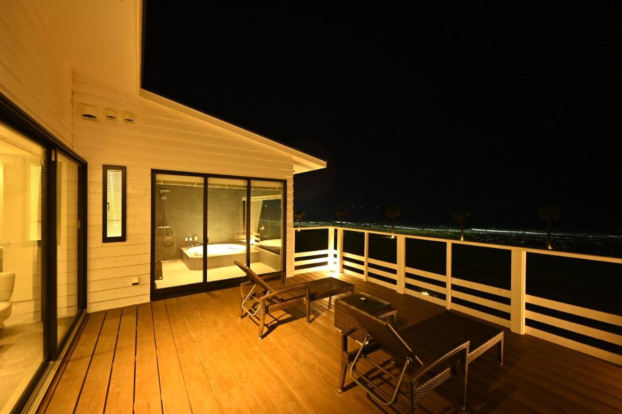 Zeus Beach Park Nishinoomote Екстериор снимка