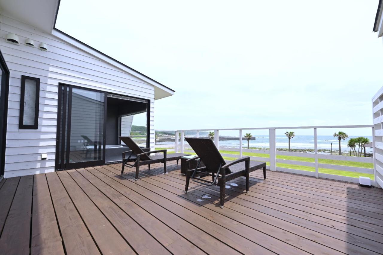 Zeus Beach Park Nishinoomote Екстериор снимка